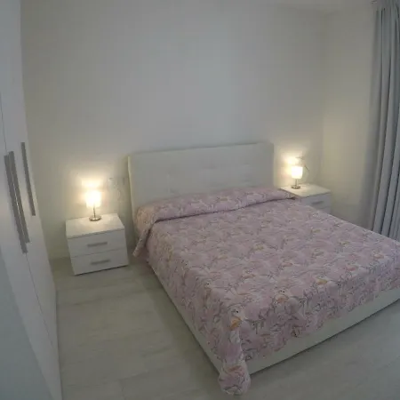 Sun Holiday Apartment